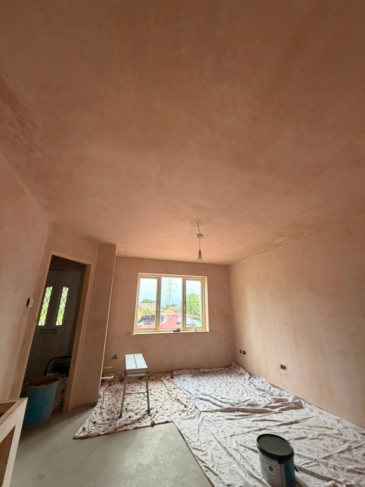 Front room finished with crisp, straight corners throughout