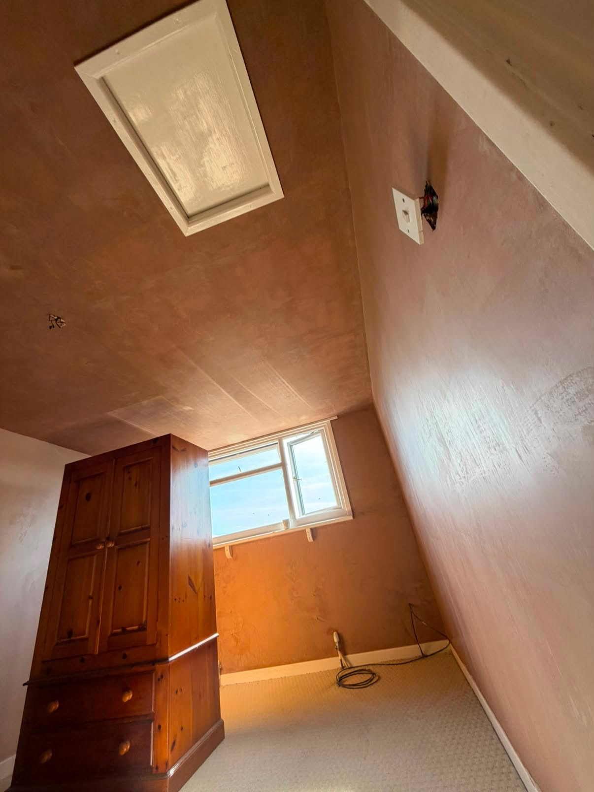 Bedroom artex overskim